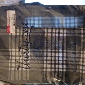 Thirty One Medium Pack & Zip Cube - New in Bag